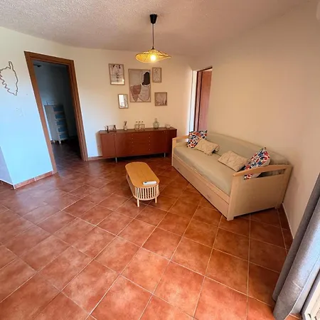 Sognu Di Mare: Spacious With Pools In Marine De Bravone