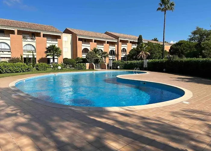 Apartment Sognu Di Mare: Spacious With Pools In Marine De Bravone